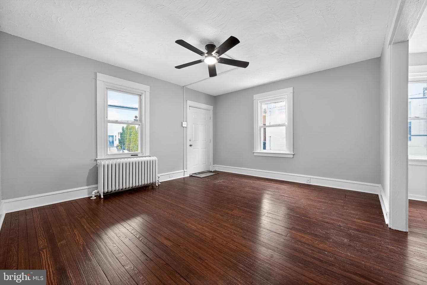 223 Lafayette Avenue photo 8