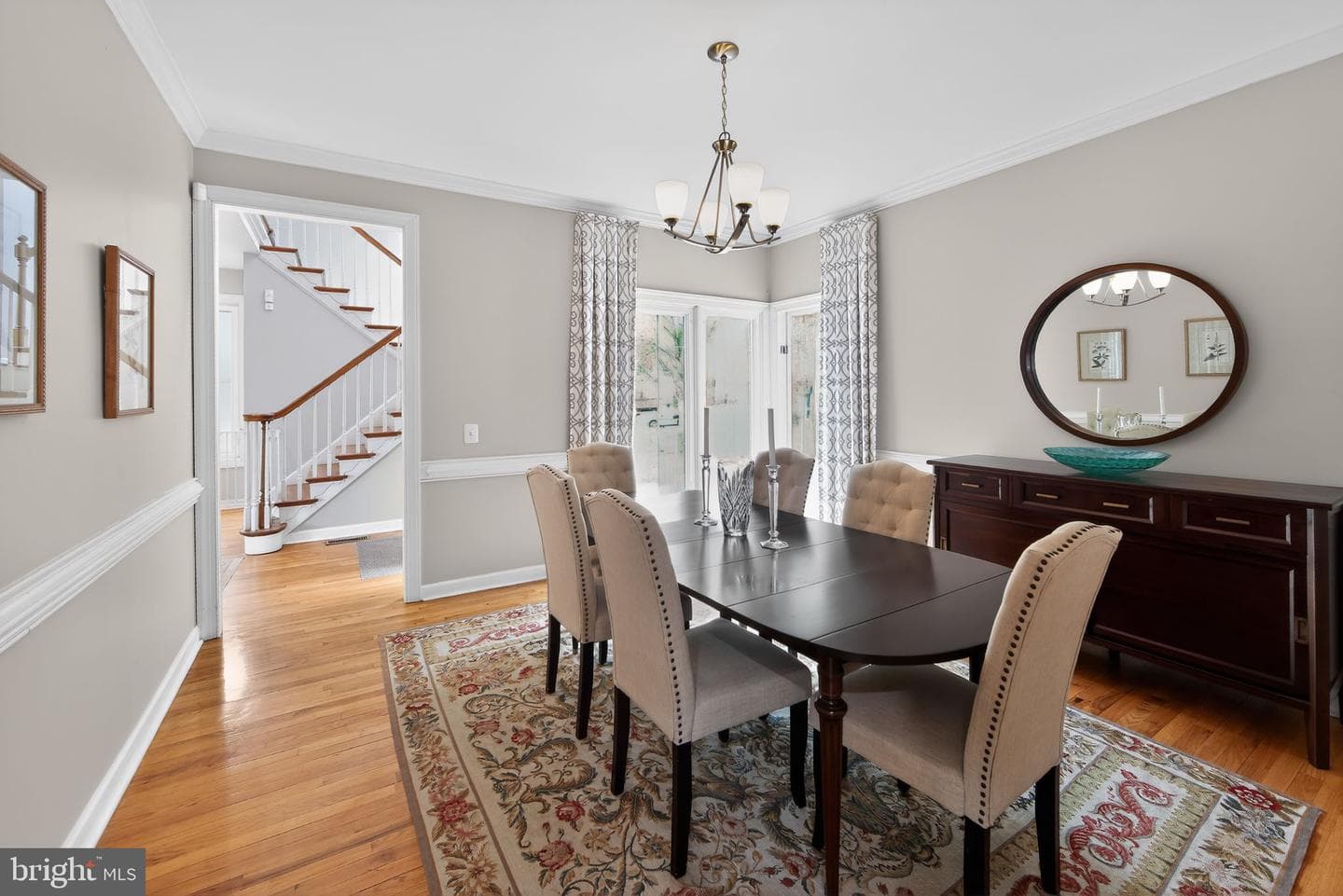 8 Village Circle photo 14