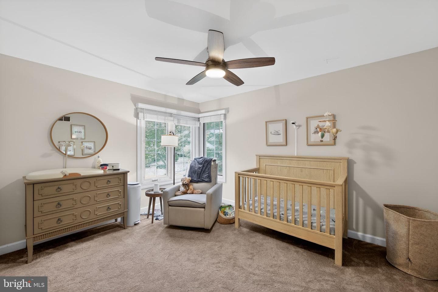 8 Village Circle photo 25