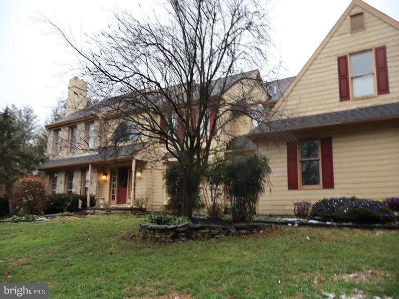 3 E Spring Oak Circle photo 4