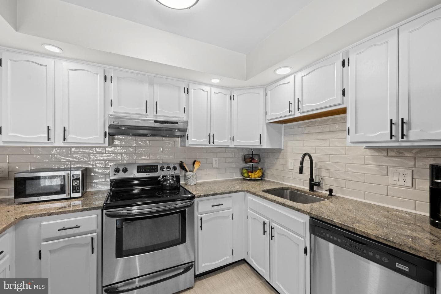 218 Northbrook Drive photo 6