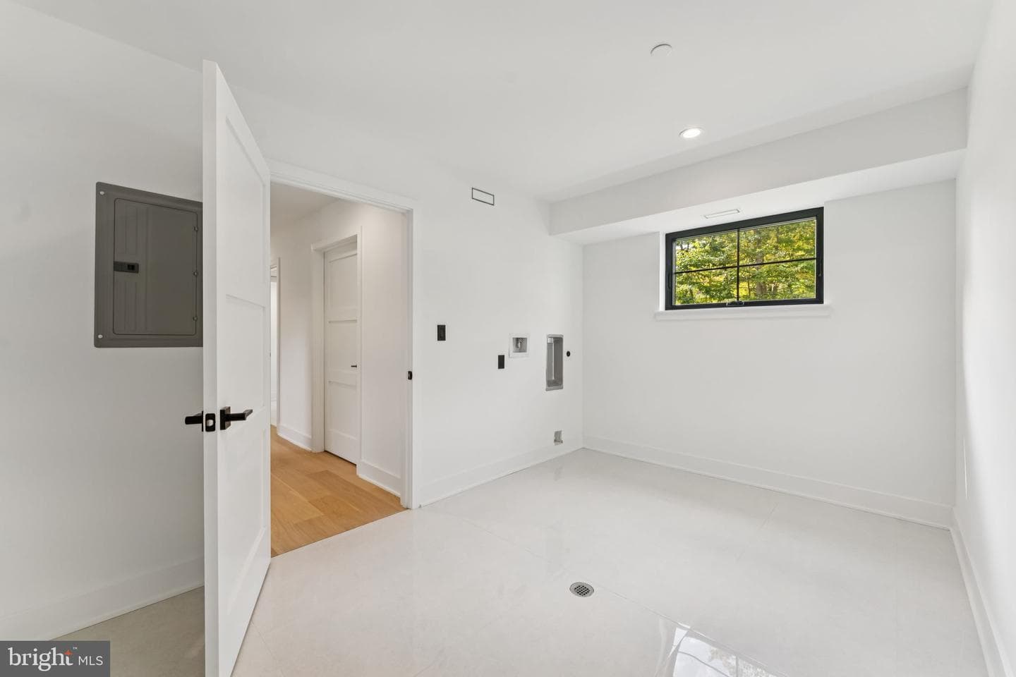 12 Langton Lane photo 43