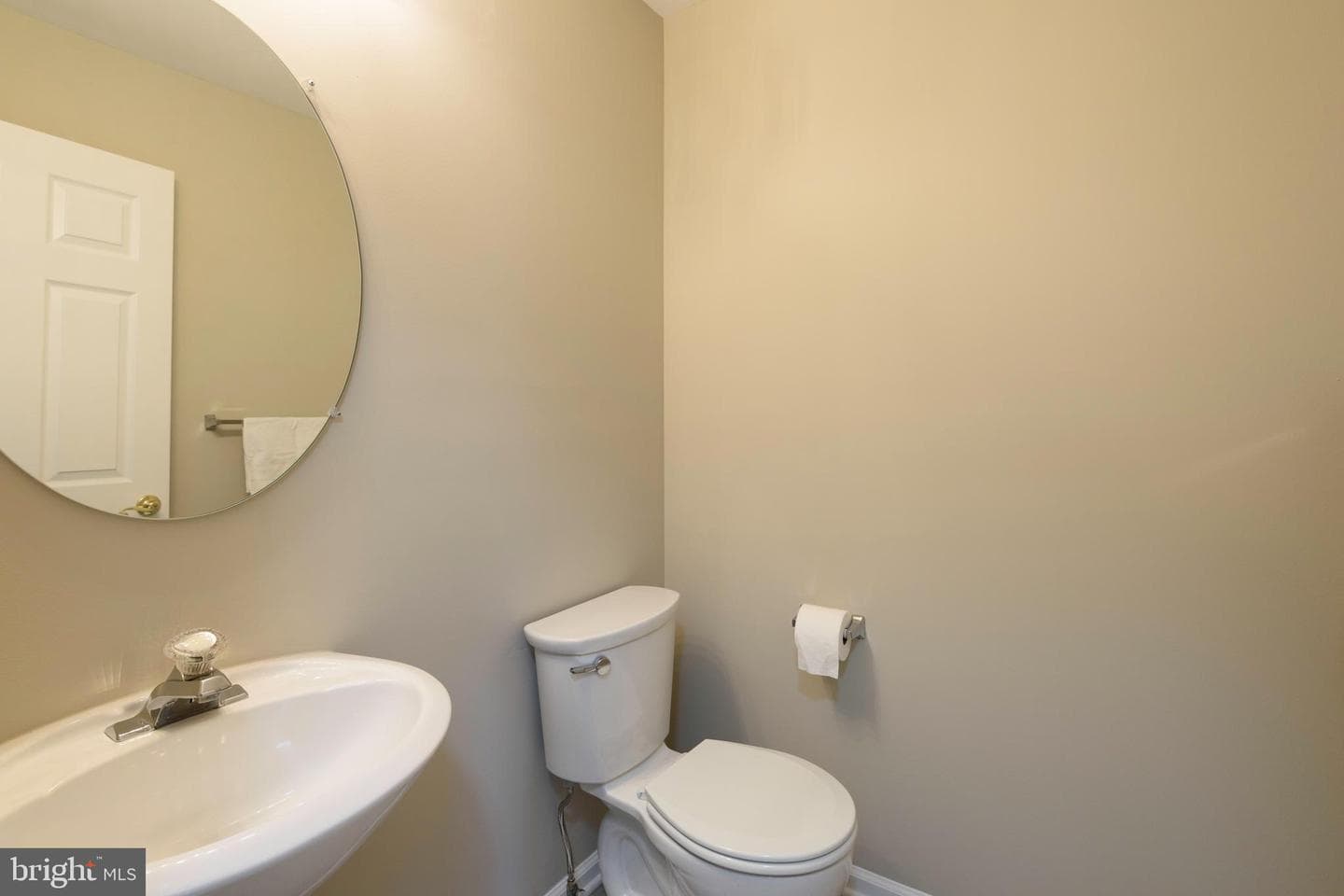 2302 Century Lane photo 18