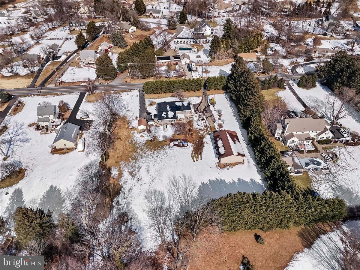352 Concord Road photo 10