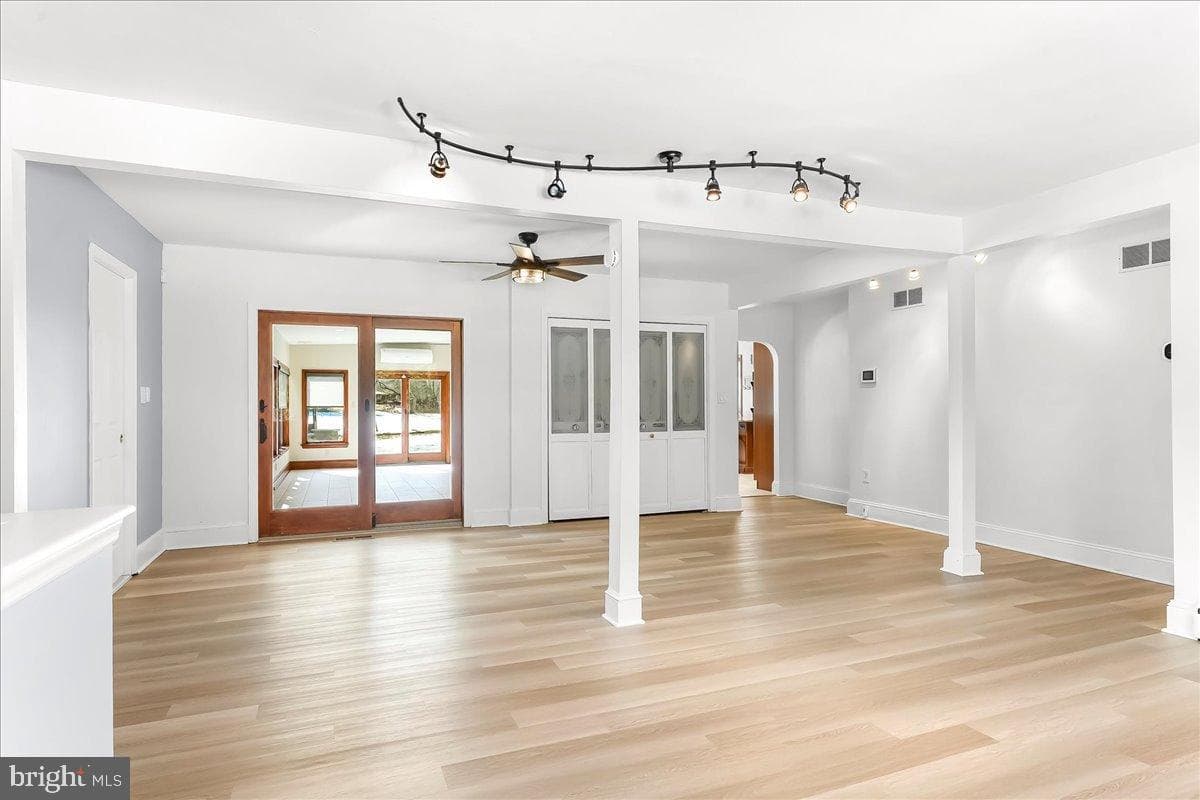 352 Concord Road photo 12