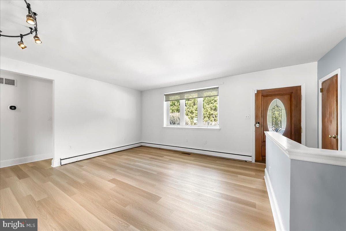 352 Concord Road photo 13