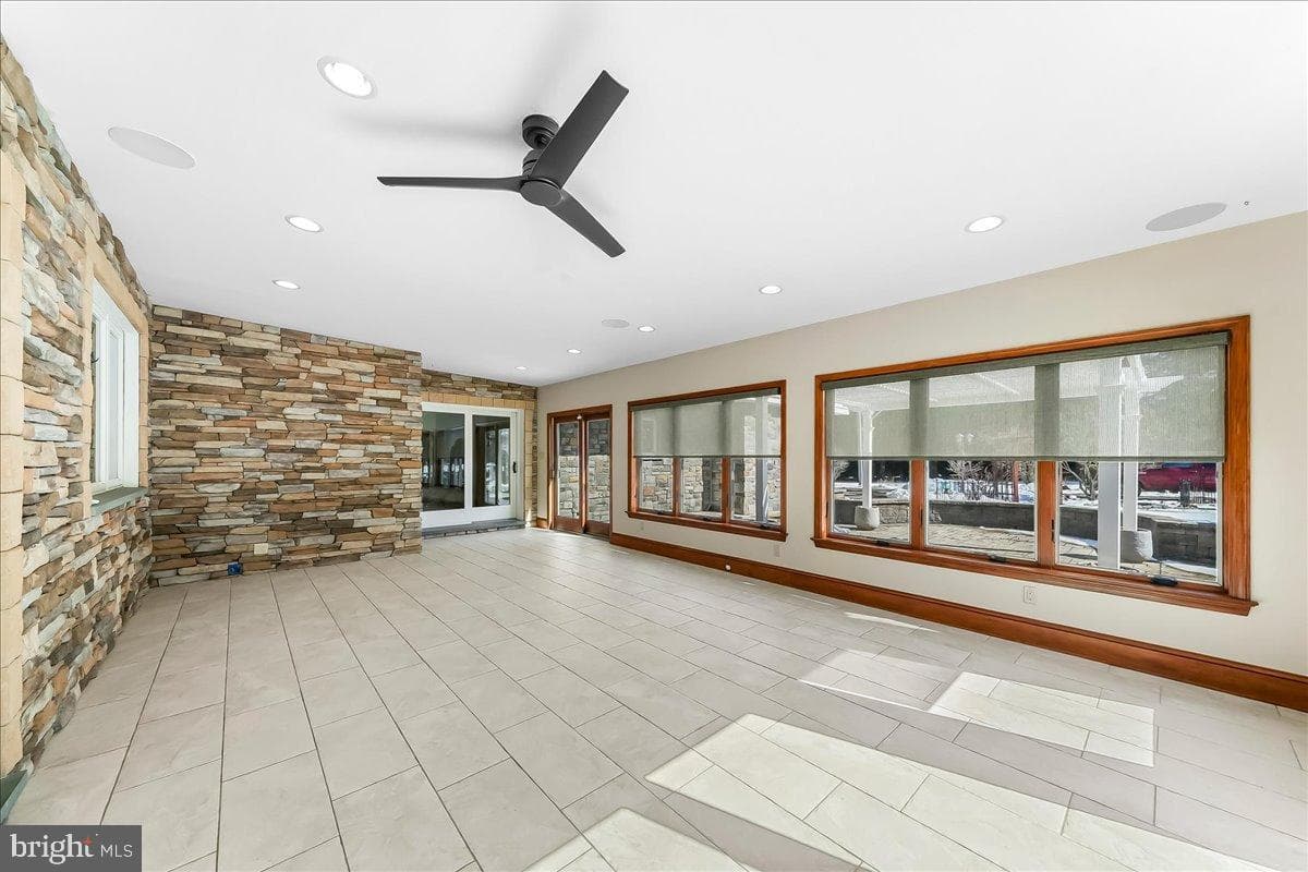 352 Concord Road photo 20