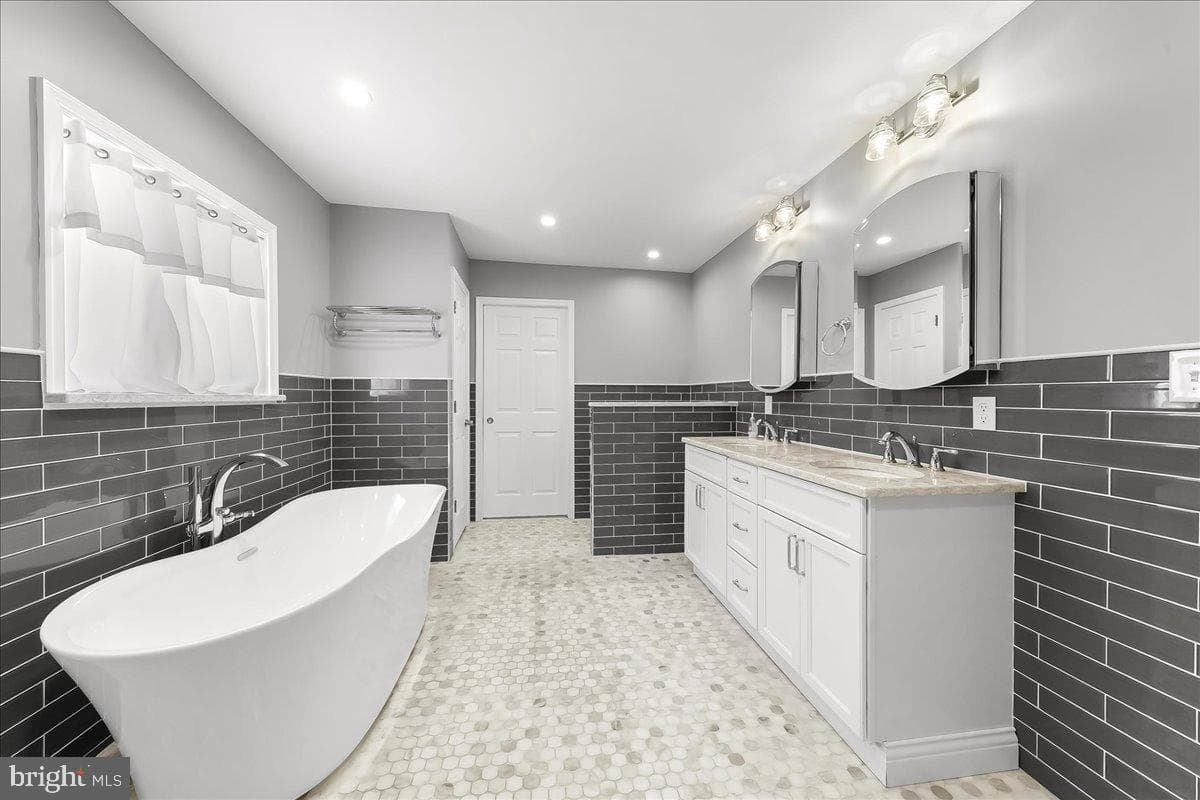 352 Concord Road photo 35