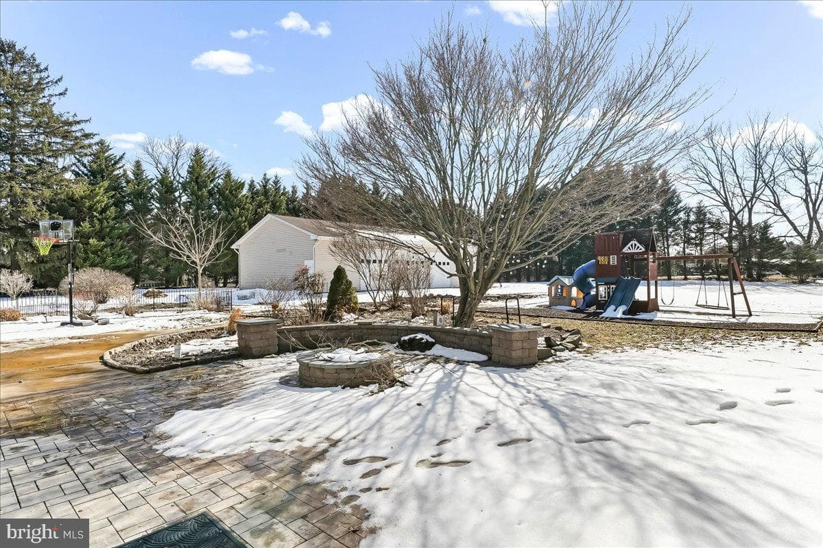 352 Concord Road photo 5