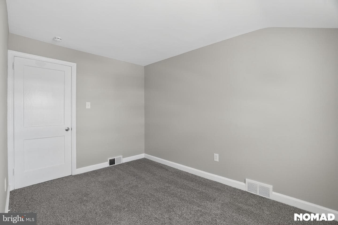 514 Ridley Avenue photo 13