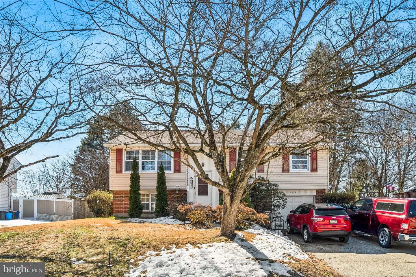 2441 Weir Road photo 3