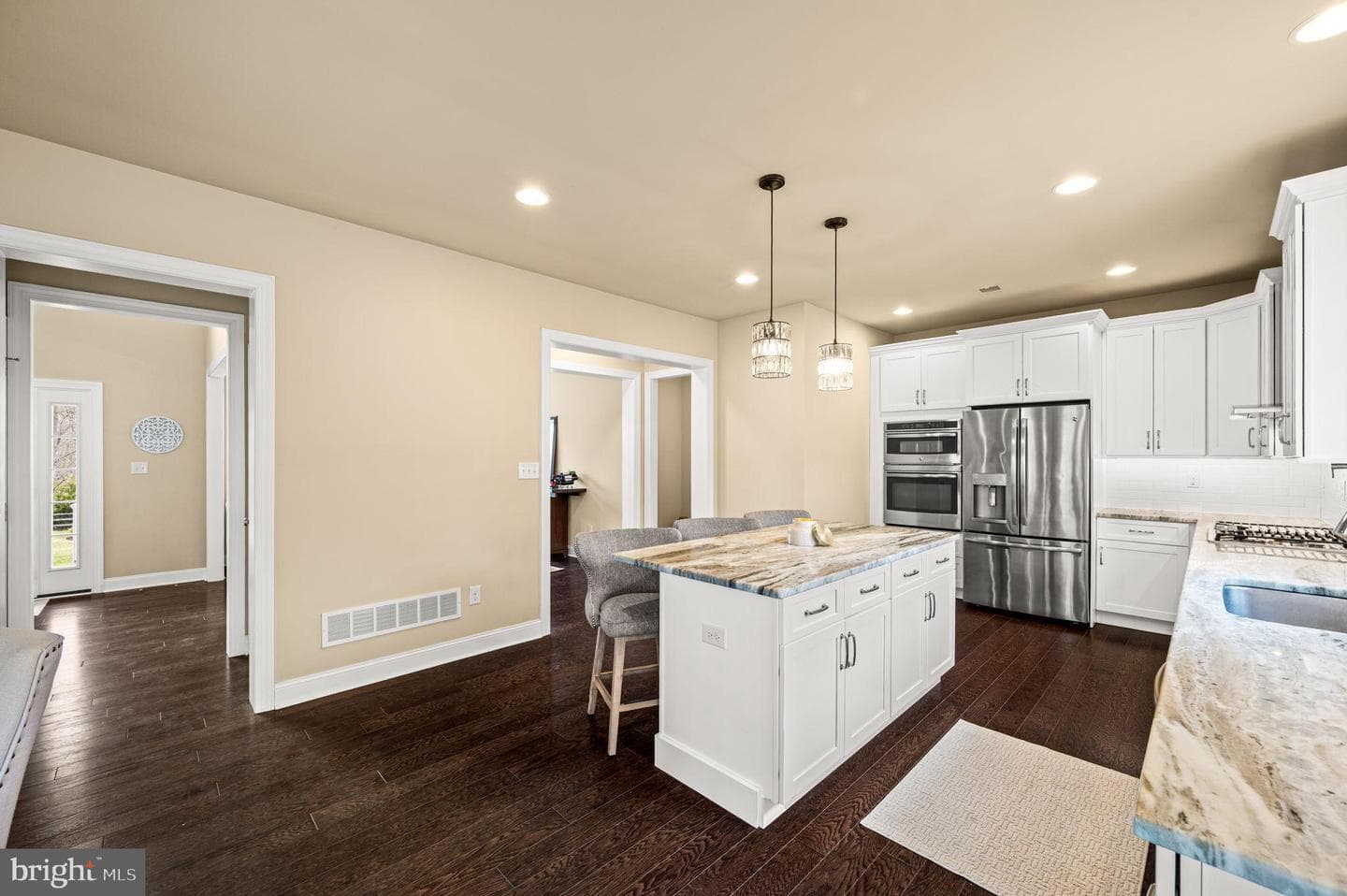 298 Oak Avenue photo 20