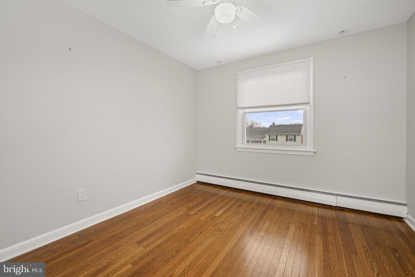 711 Elgin Road photo 17