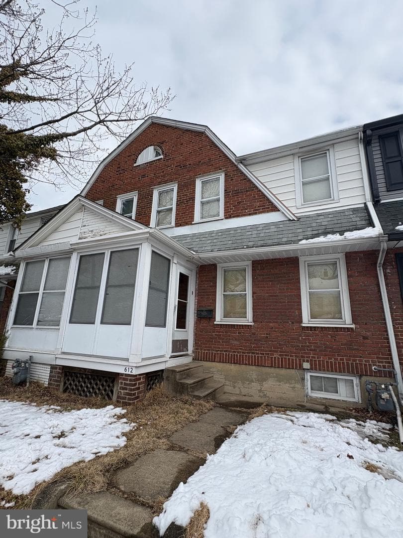 612 Saude Avenue photo 1