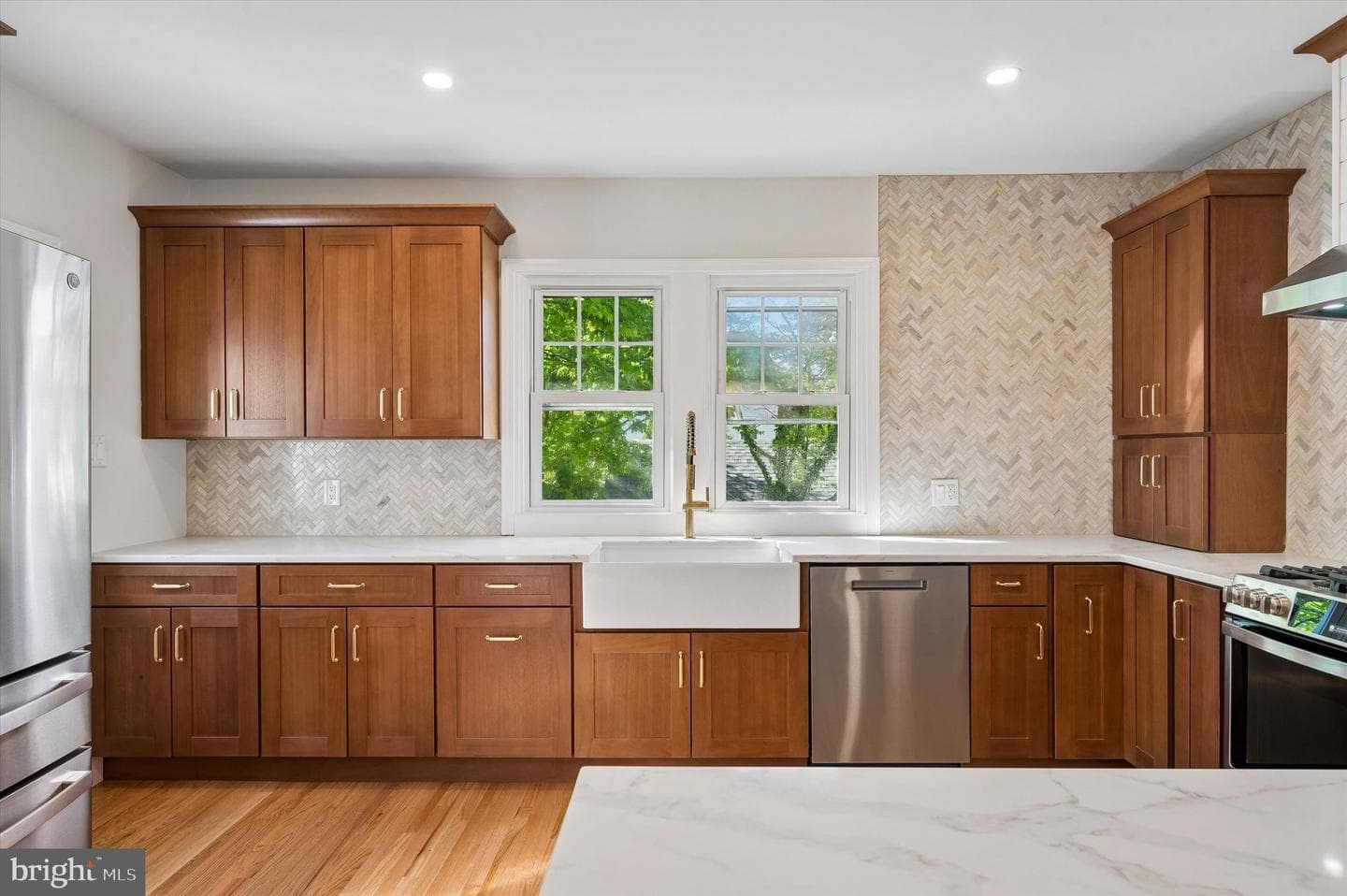 100 Yale Road photo 12