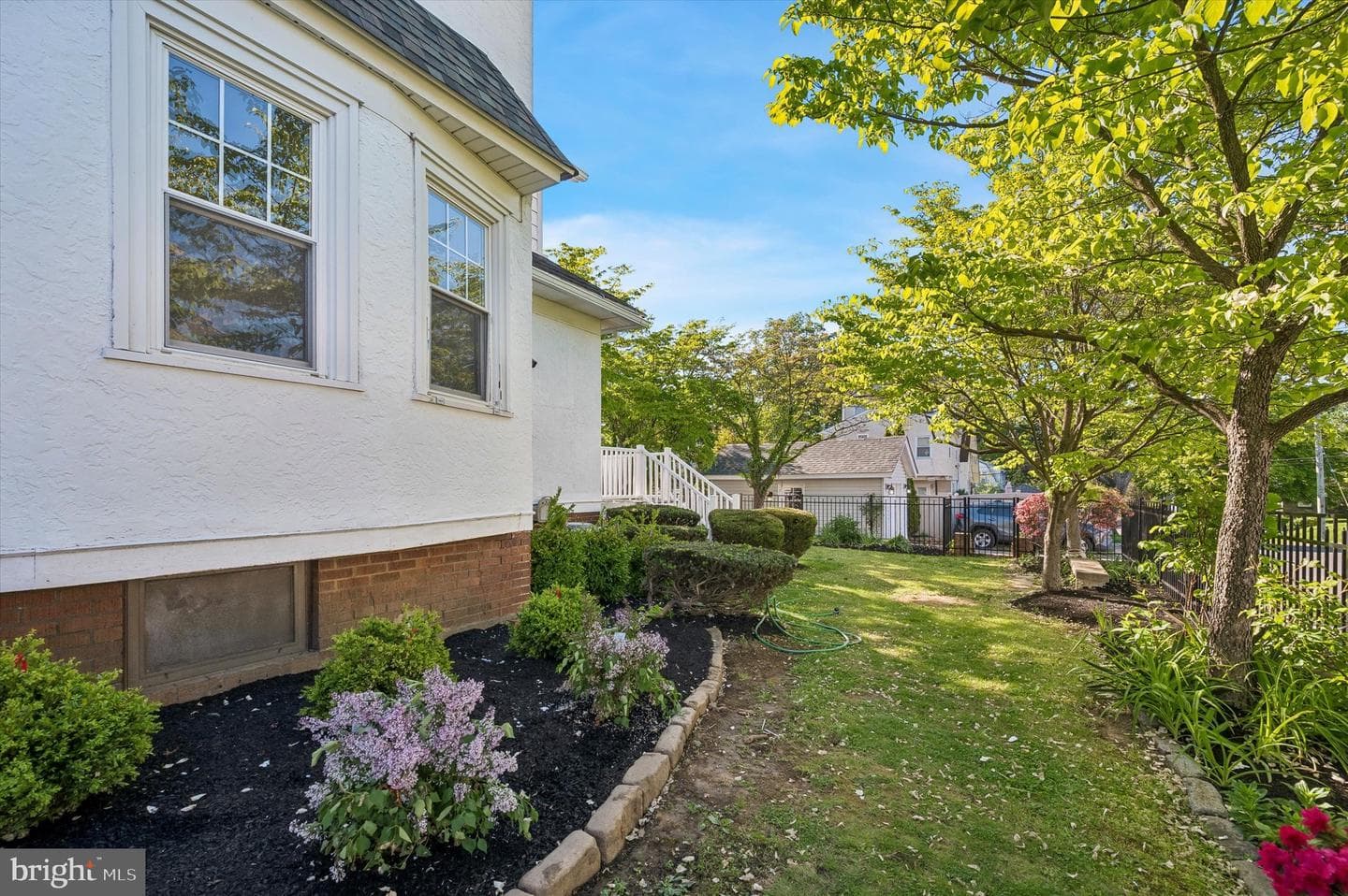 100 Yale Road photo 33