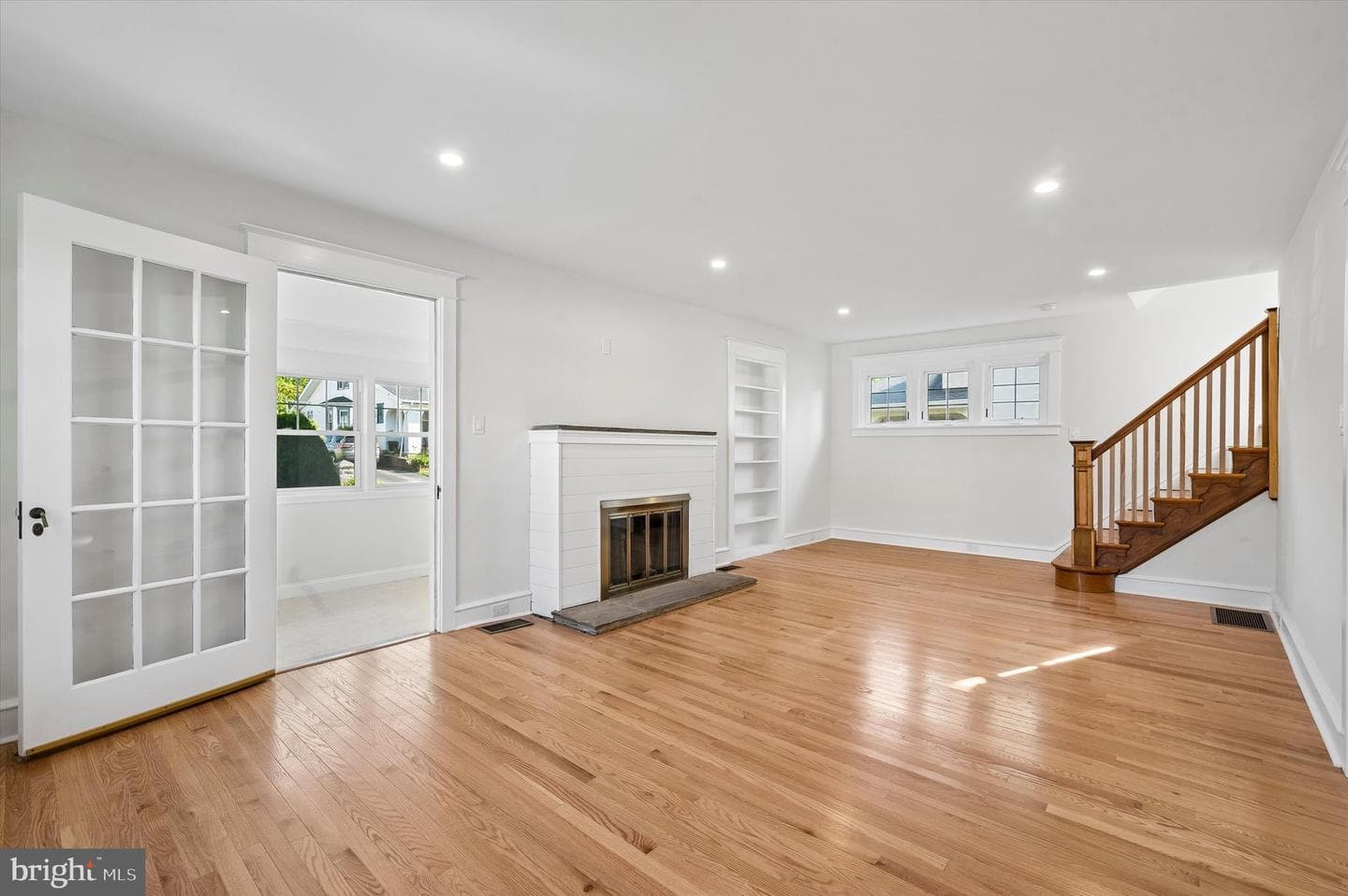 100 Yale Road photo 4