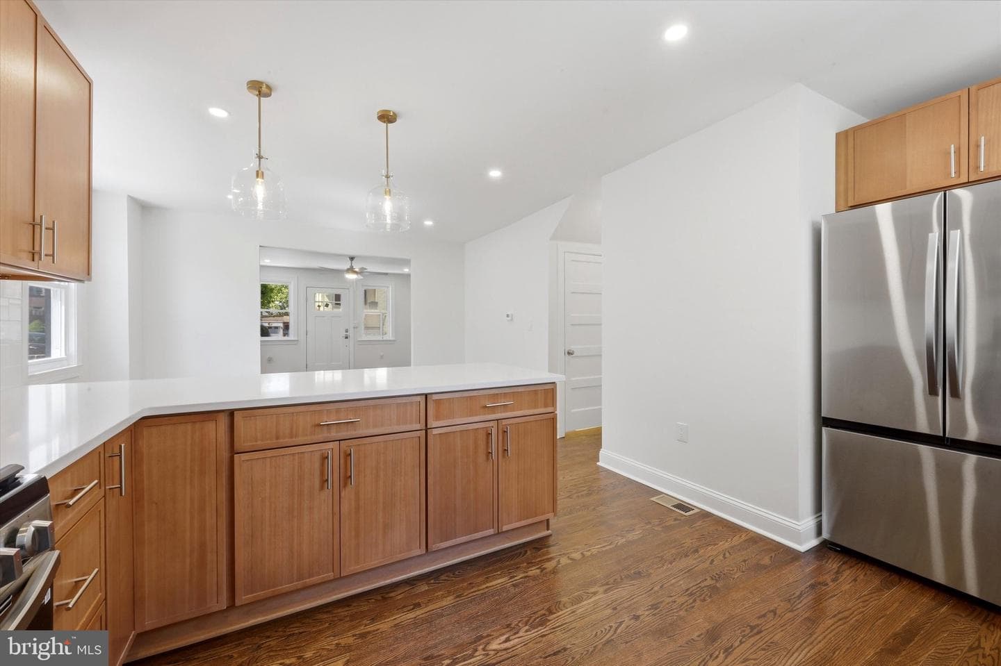252 W Greenwood Avenue photo 11