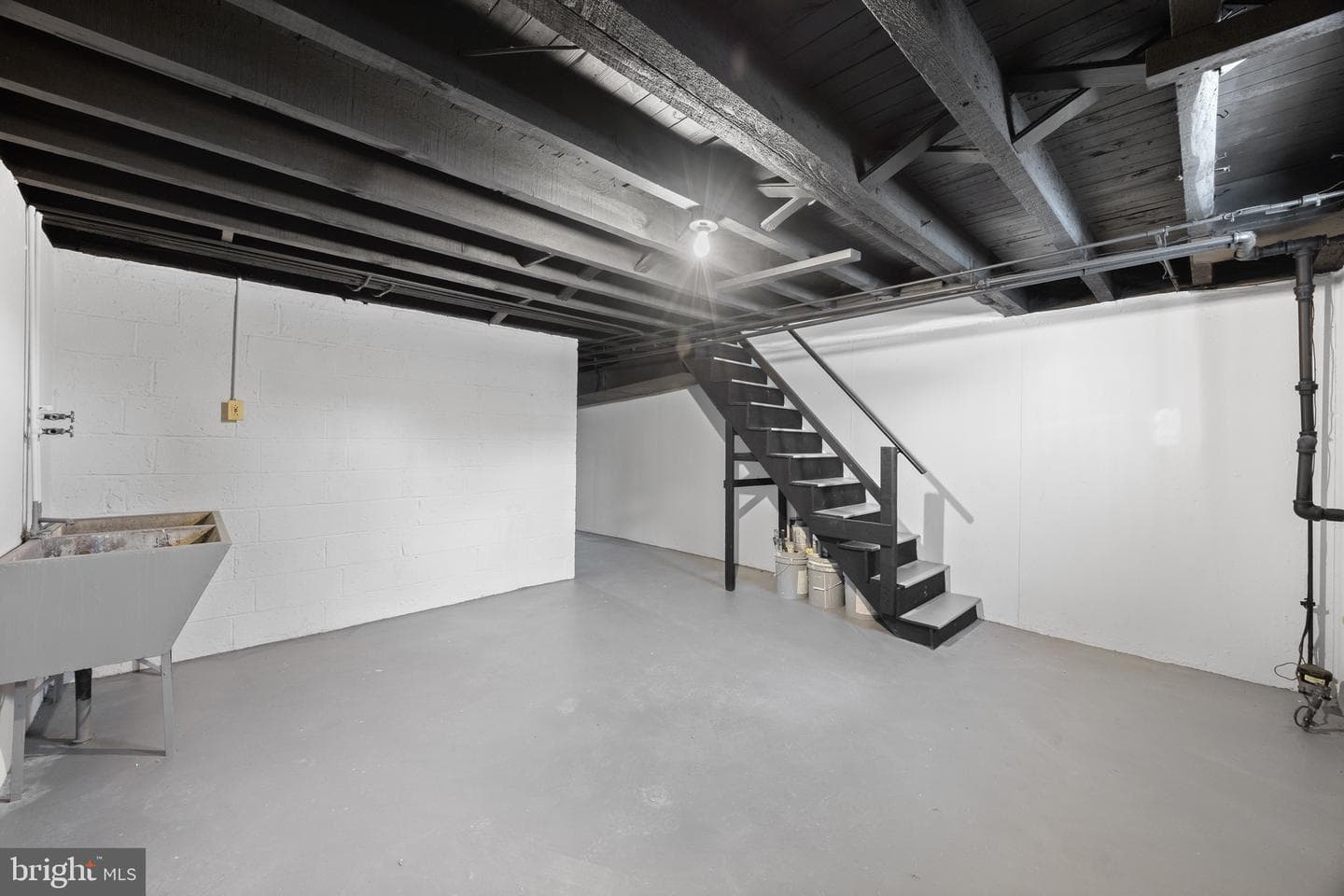 84 Chester Avenue photo 13
