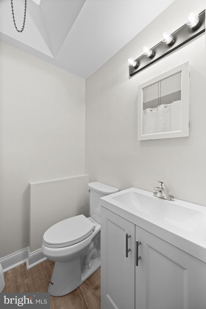 84 Chester Avenue photo 21