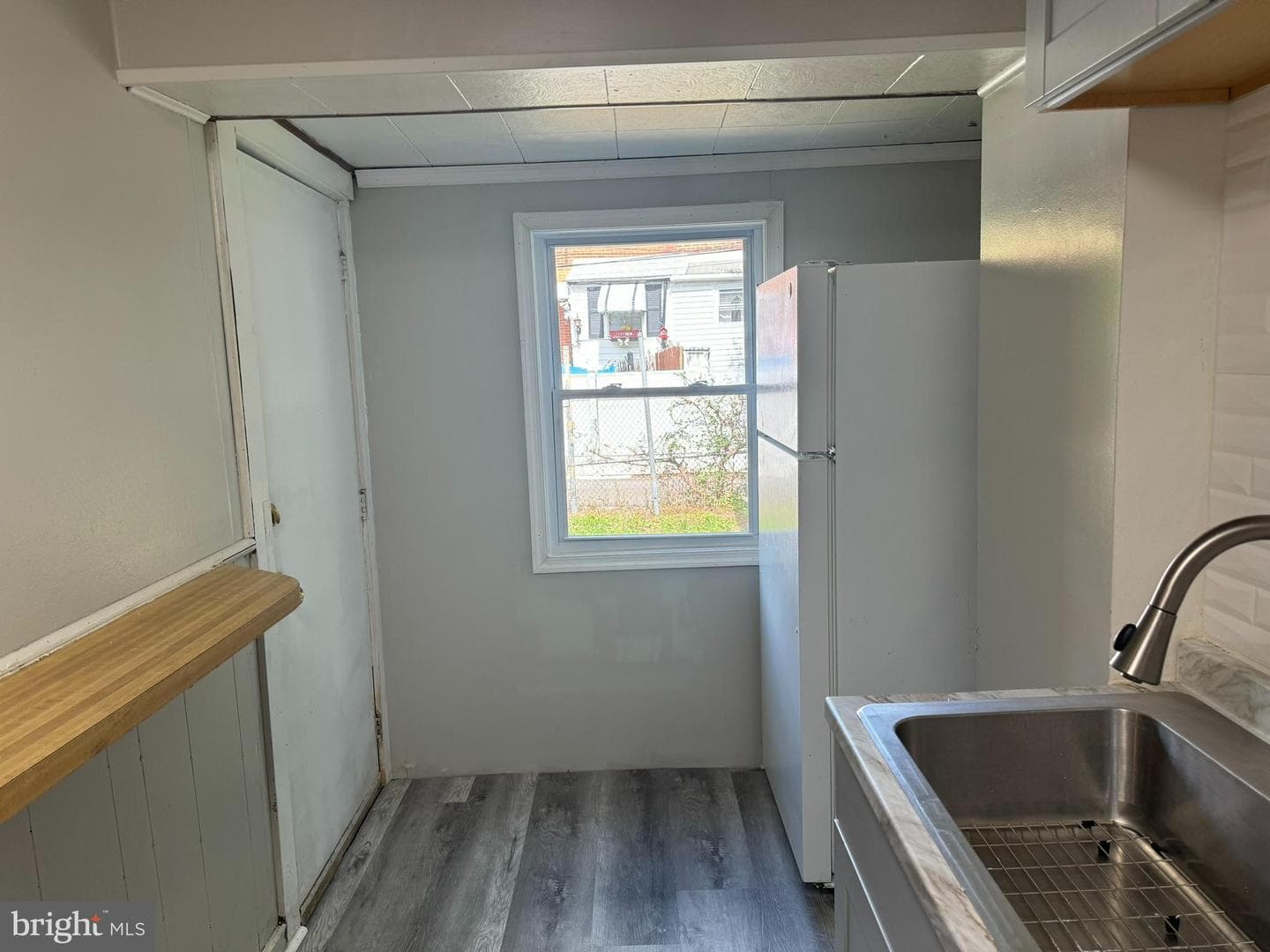1308 Morton Avenue photo 8