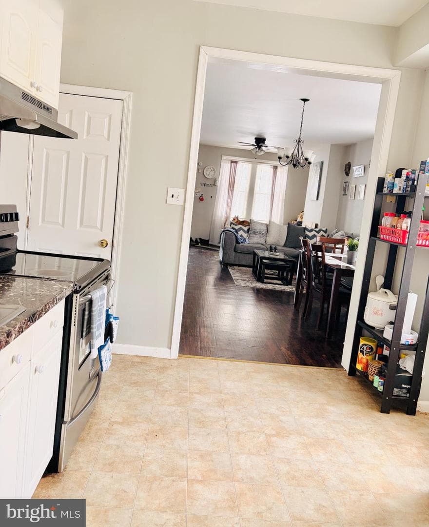 401 Holly Road photo 14