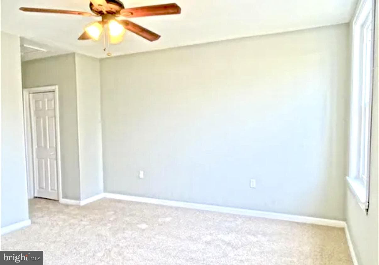 401 Holly Road photo 26