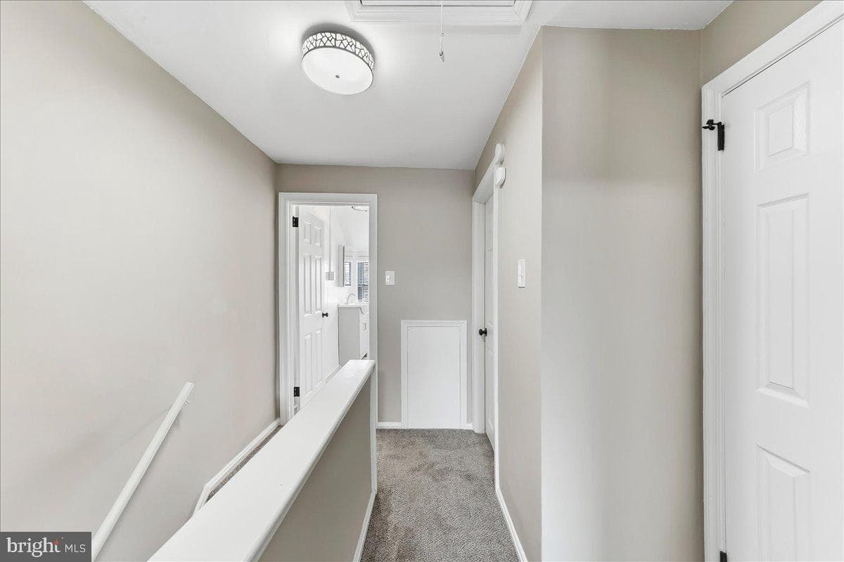 663 Clymer Lane photo 11