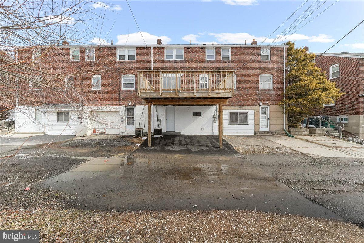 663 Clymer Lane photo 17