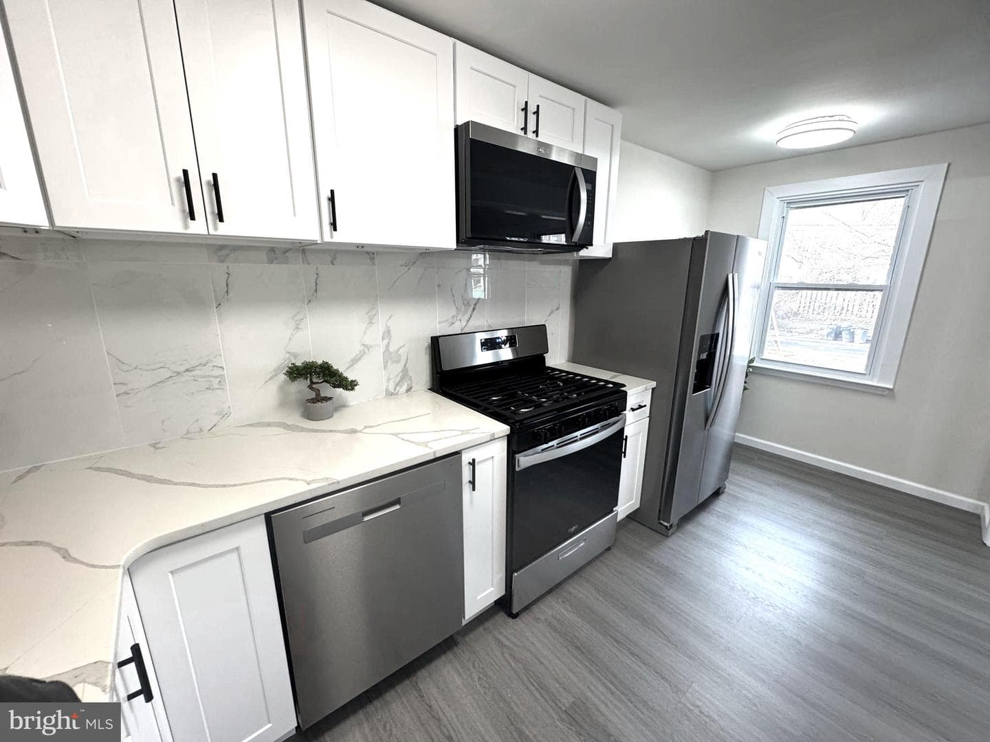 2098 Kent Road photo 13
