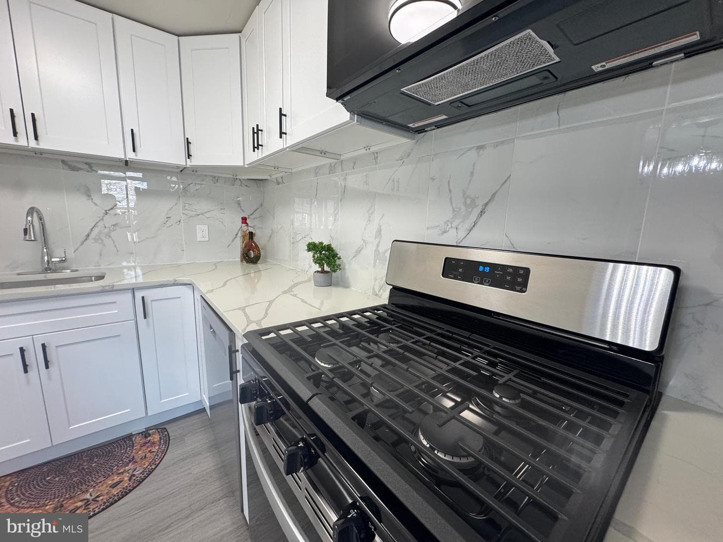 2098 Kent Road photo 14