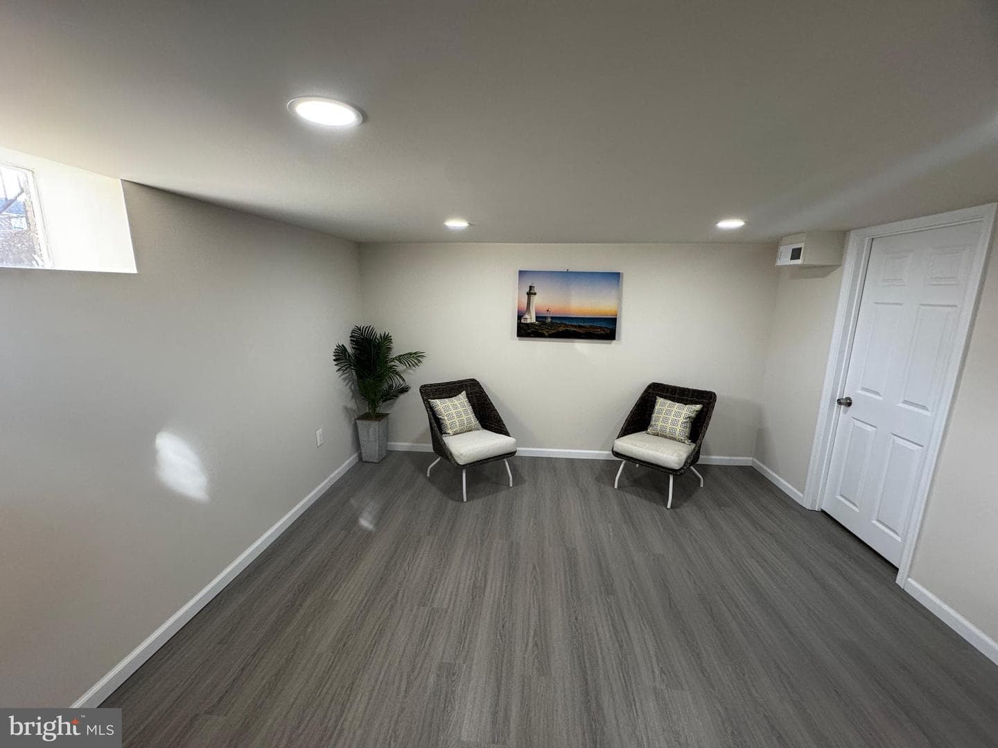 2098 Kent Road photo 18