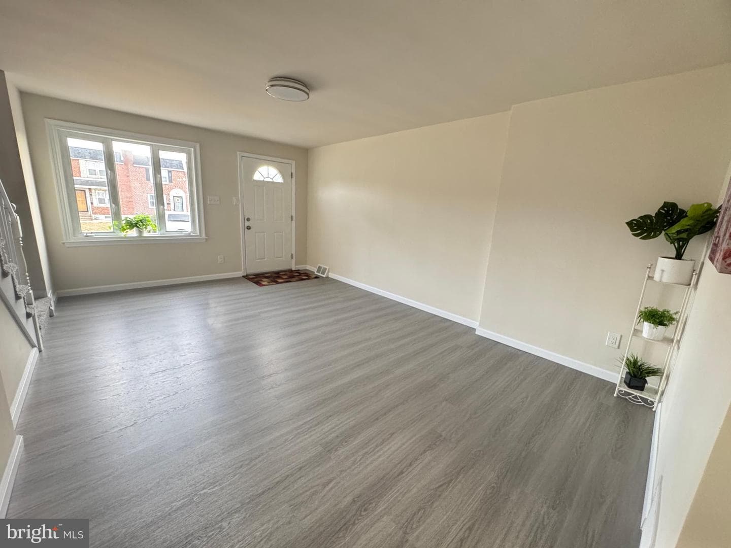 2098 Kent Road photo 7