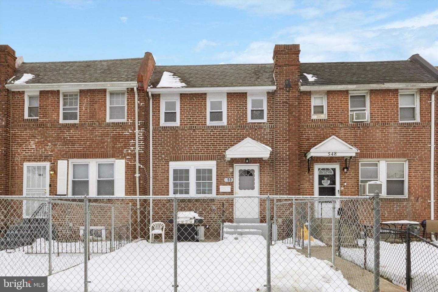 550 Wiltshire Road photo 2