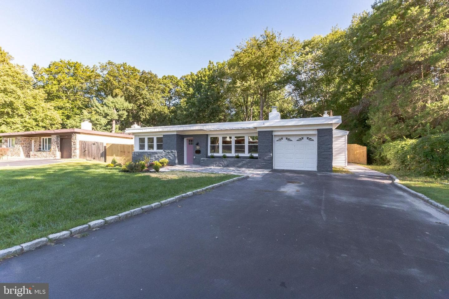 2213 Windsor Circle