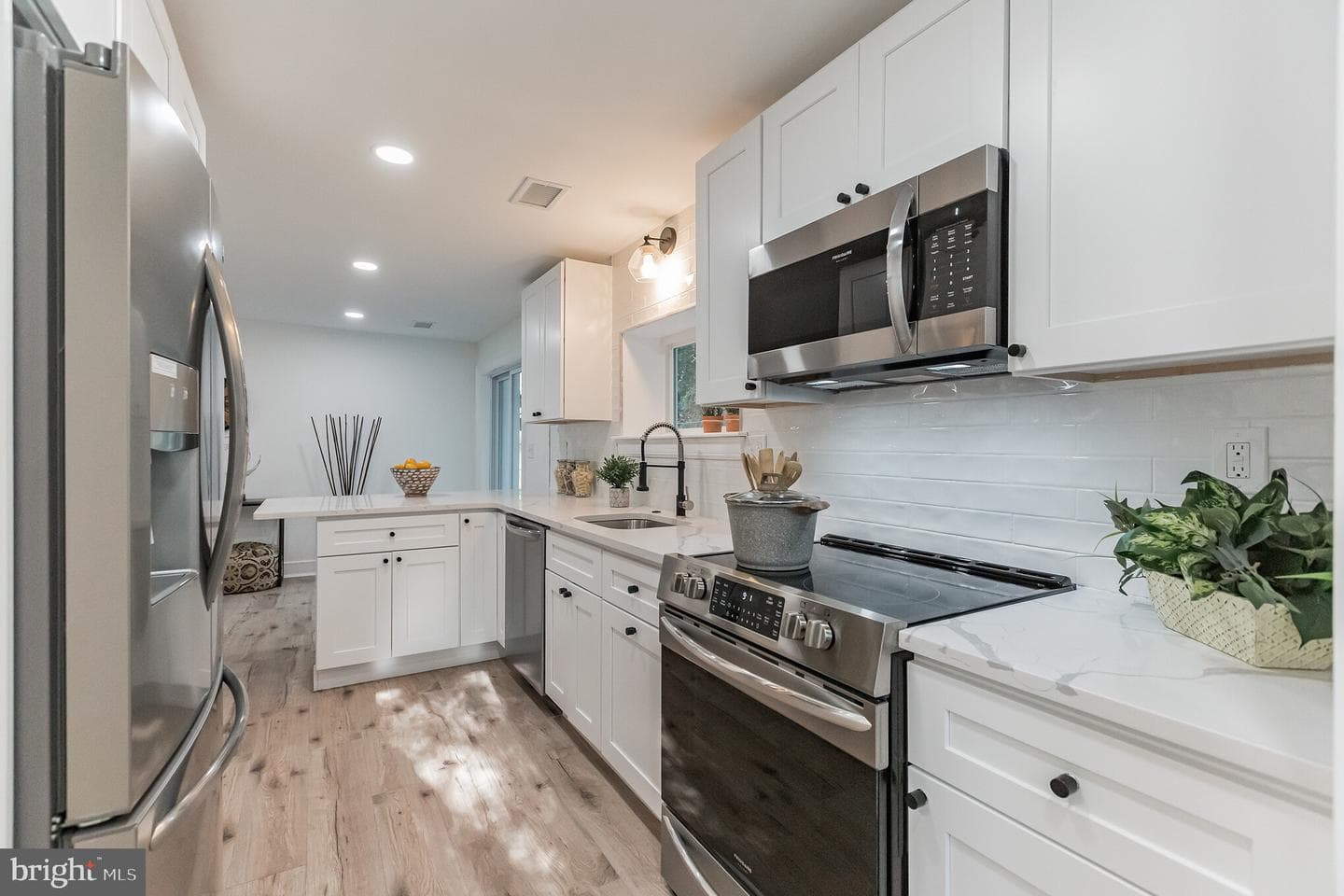 2213 Windsor Circle photo 19