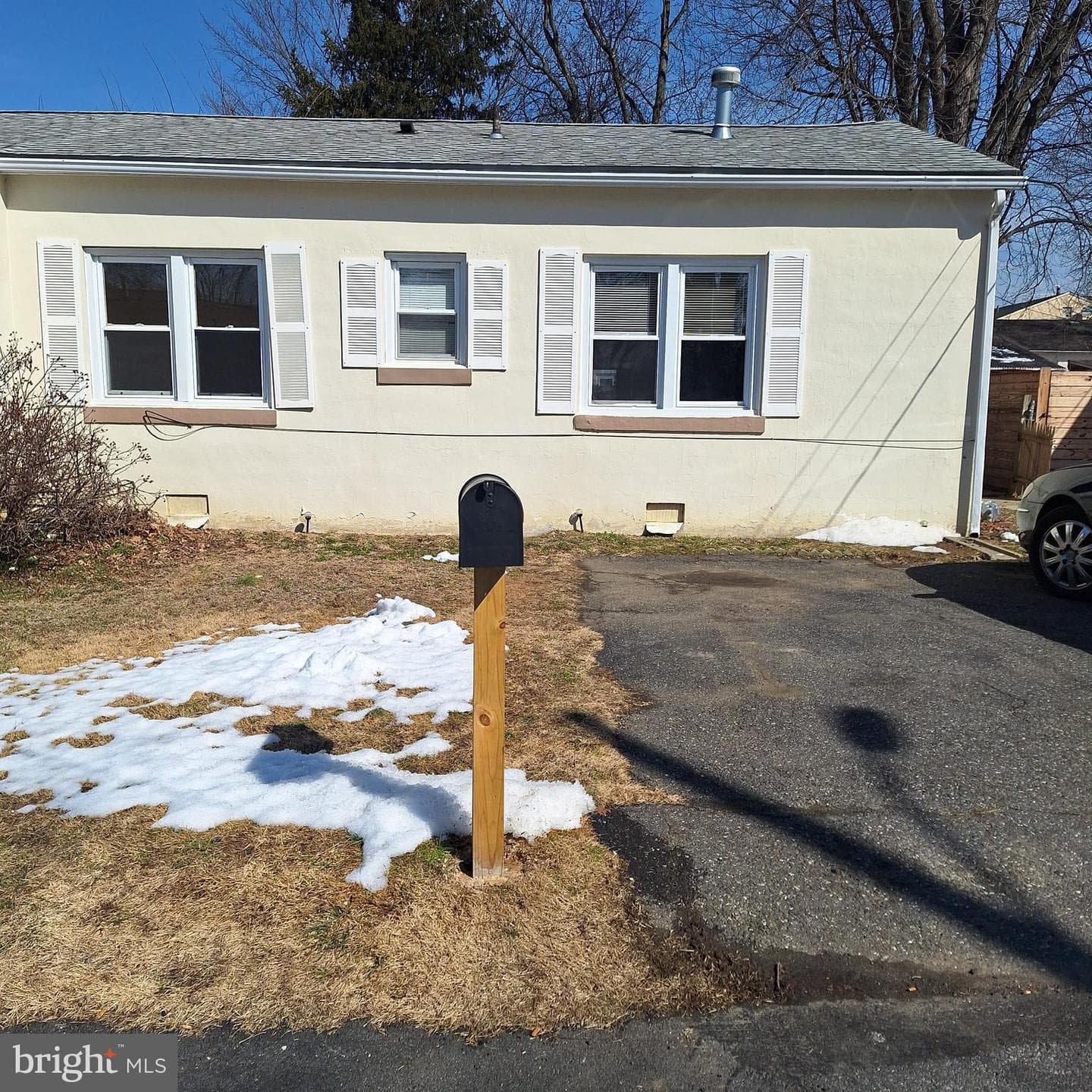 404 Nashville Court photo 1