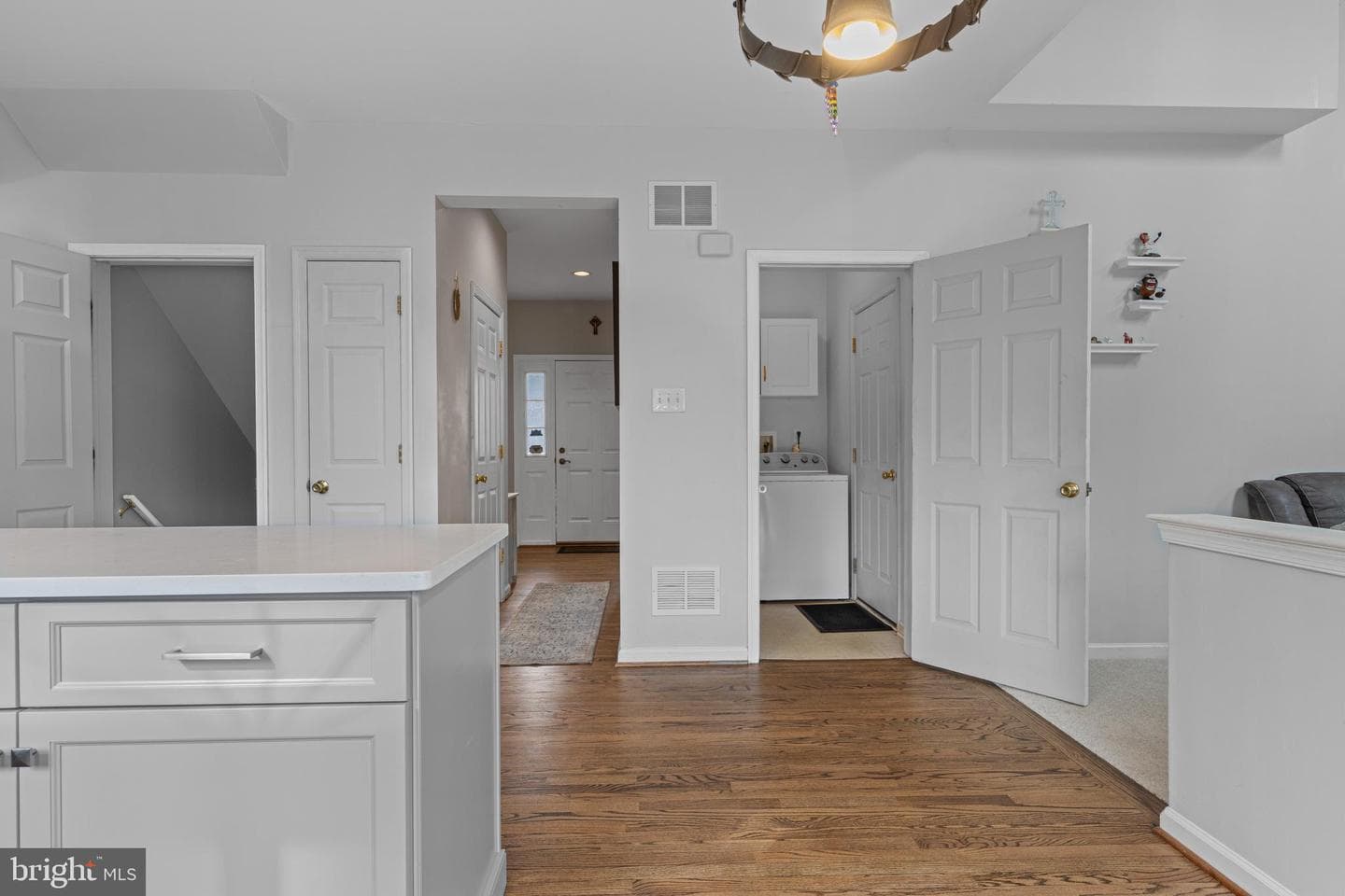 411 Highgrove Lane photo 12