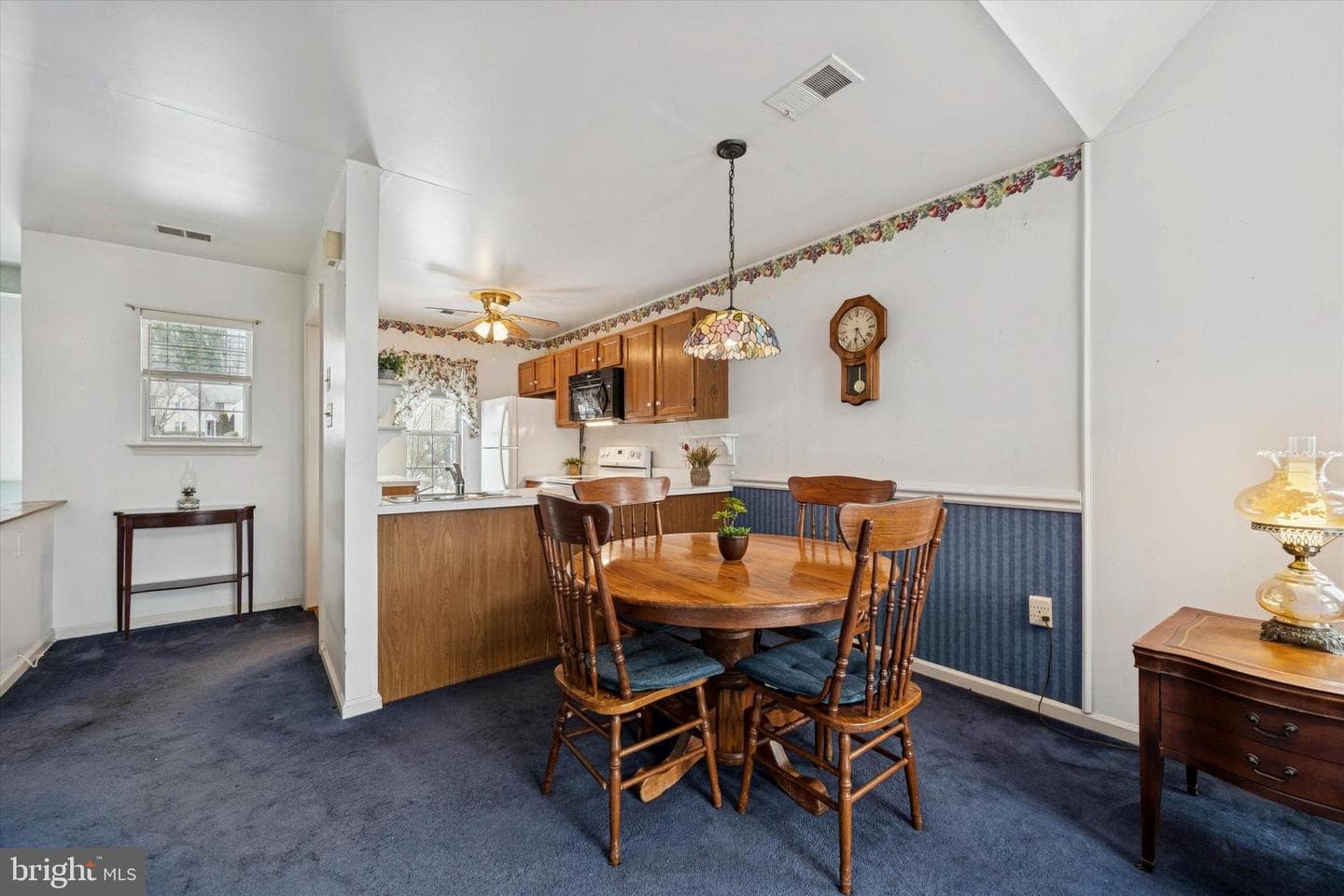 419 Derry Drive photo 9
