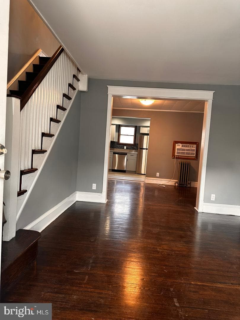 411 Millbank Road photo 21