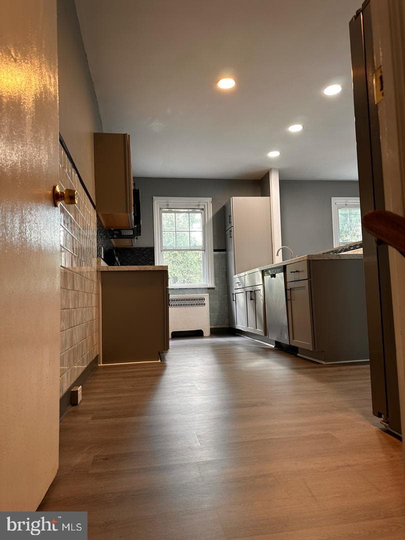 411 Millbank Road photo 22