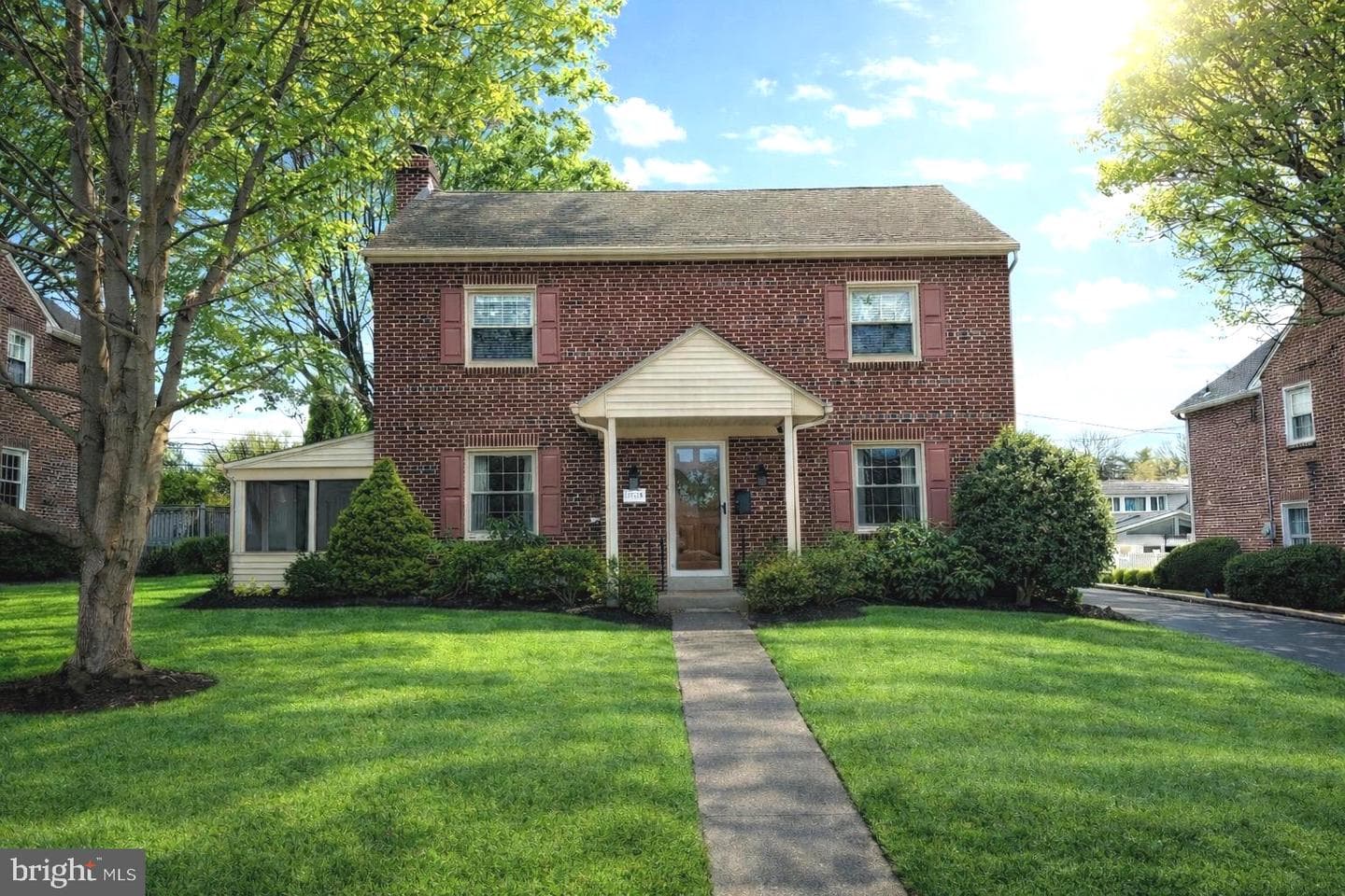 1116 Blythe Avenue photo 1