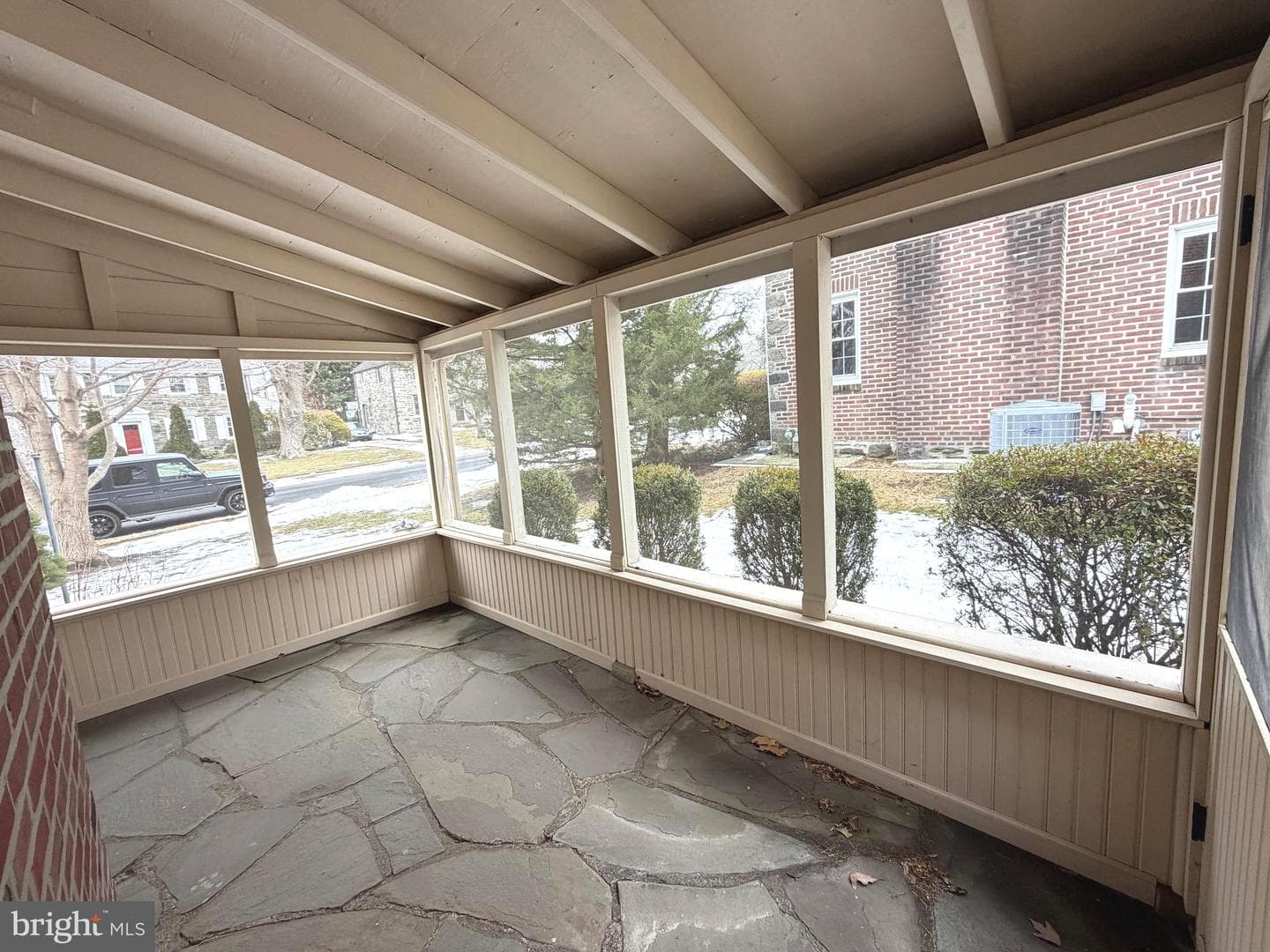 1116 Blythe Avenue photo 4