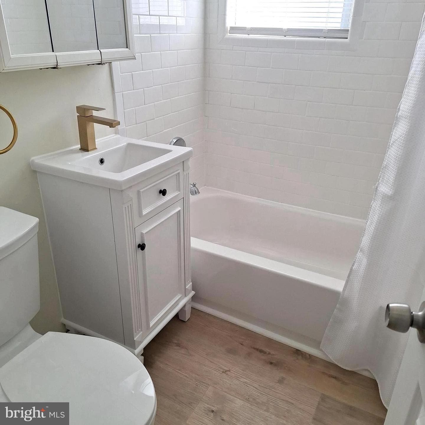 403 Trenton Court photo 7