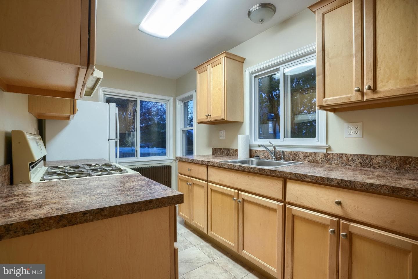 414 South Avenue photo 8