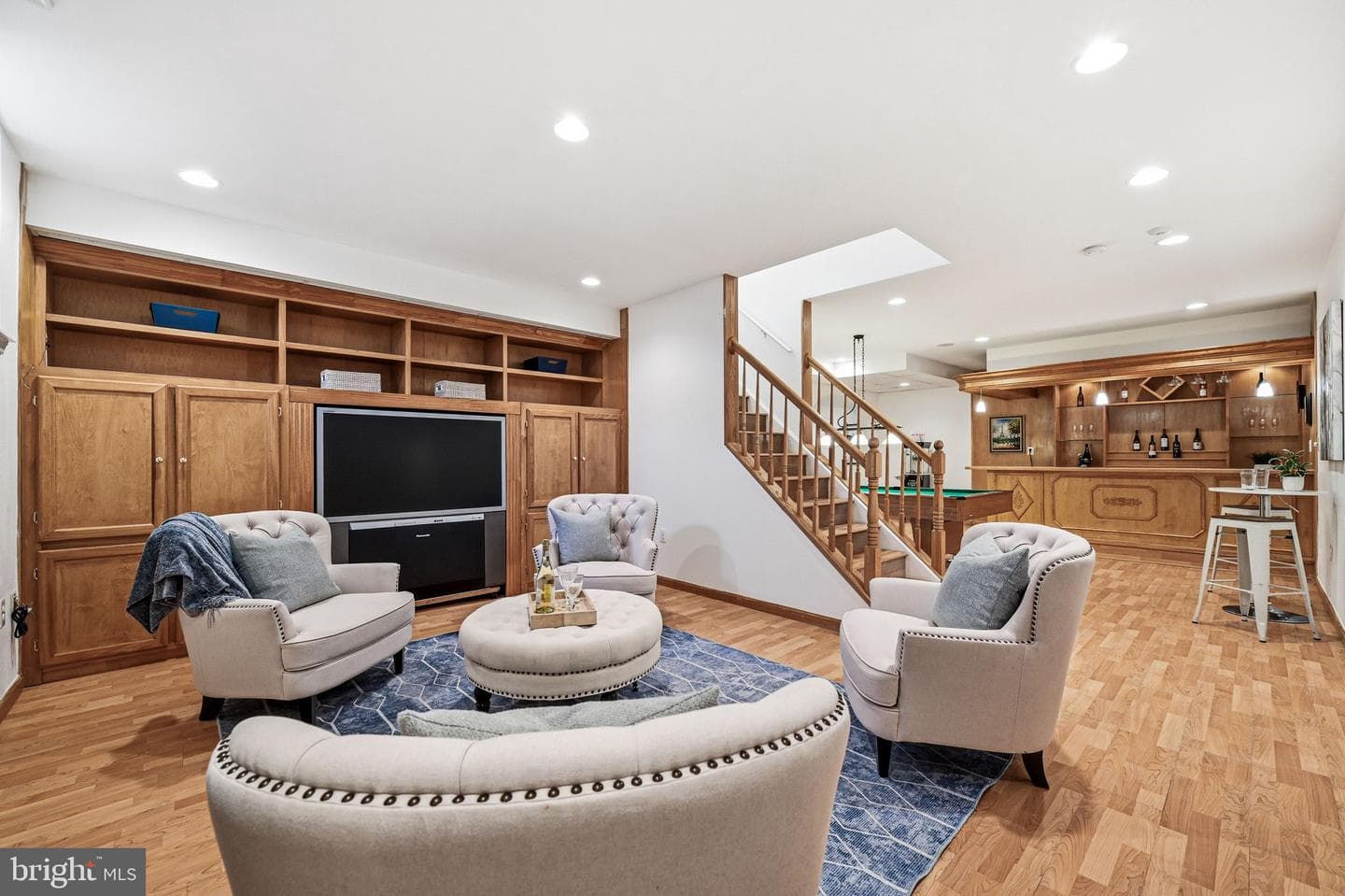 32 Woodsview Drive photo 38