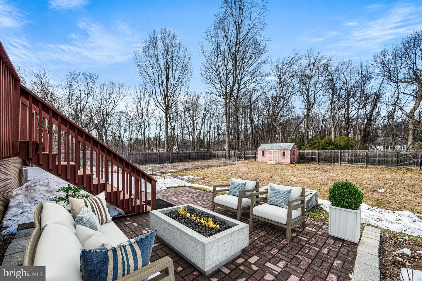 32 Woodsview Drive photo 47