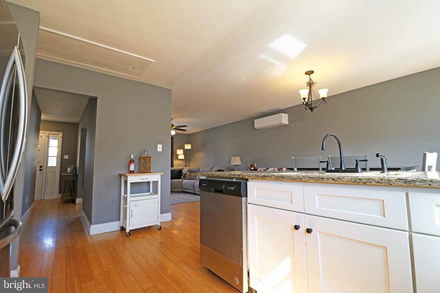 929 Galbraith photo 15