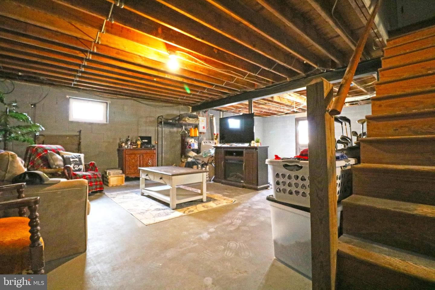 929 Galbraith photo 24
