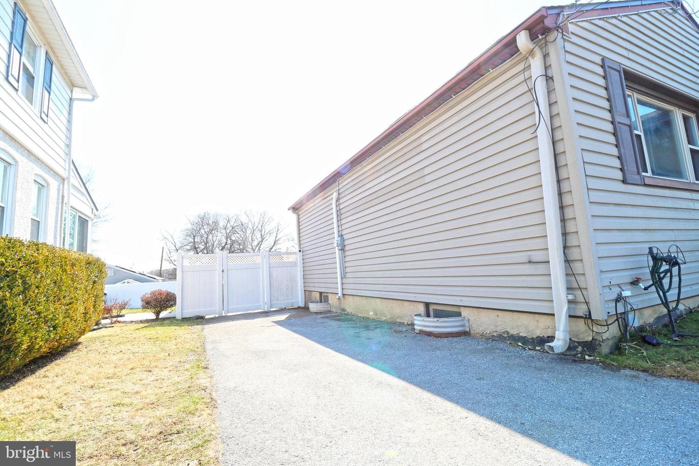 929 Galbraith photo 29